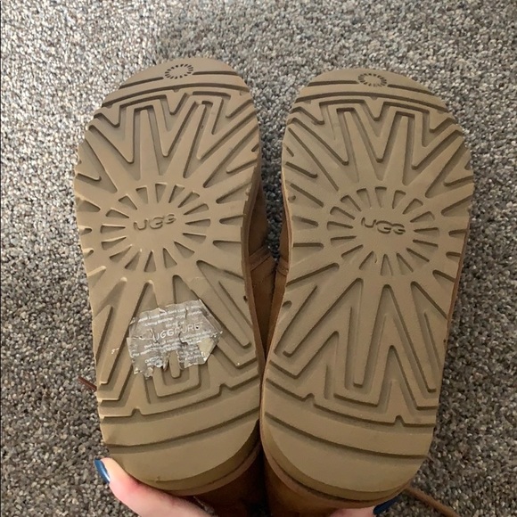 Ugg slippers - Picture 4 of 4